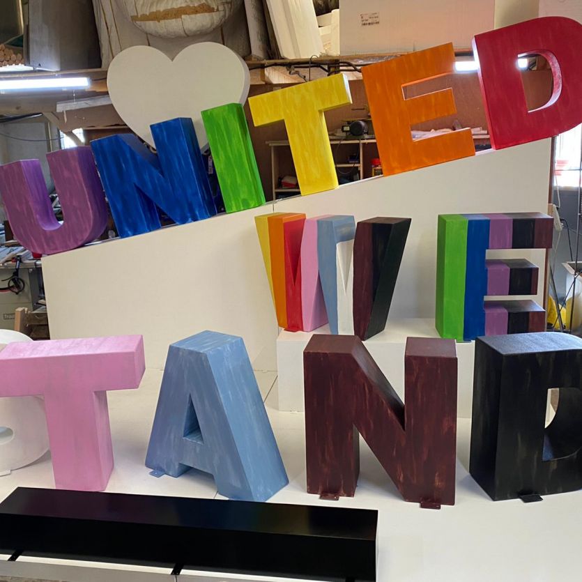 Large outdoor 3d letters UNITED WE STAND