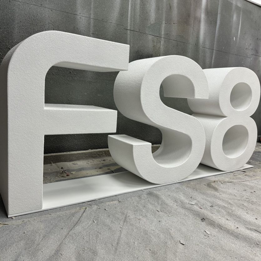 Large 3d letters FS8