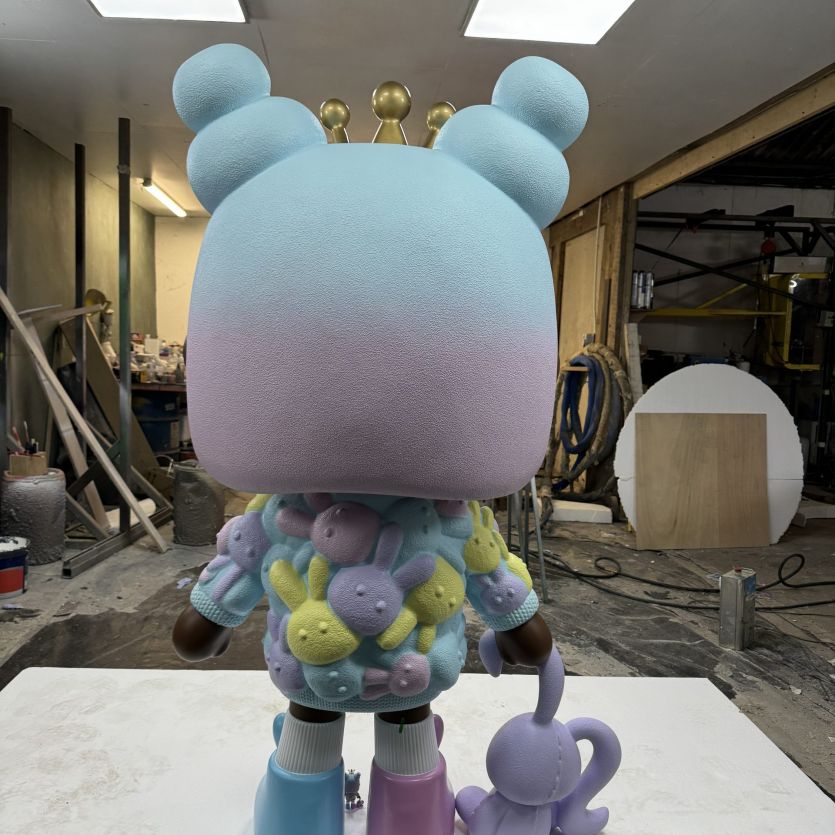 Large model of 3d Kweenie doll