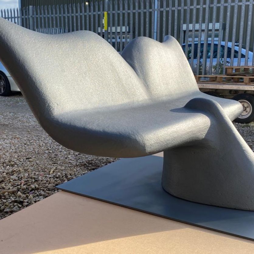 Whale tail seat prop