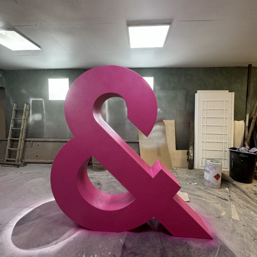 large 3d ampersand sign