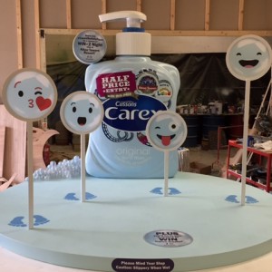 Giant hand soap - Carex buble face stand