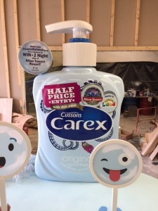 Giant hand soap - Carex buble face stand