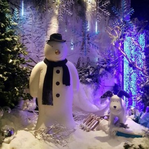snowman and snow dog sculptures we created - Finish display by Chic Flower Design