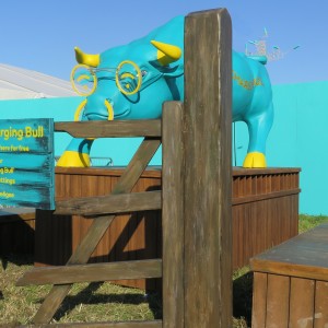 EE Charging Bull - lifesize sculpture
