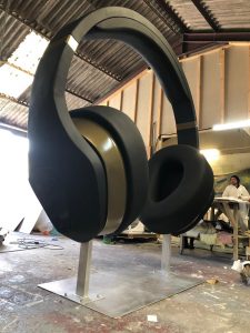3m-high-headphones-prop